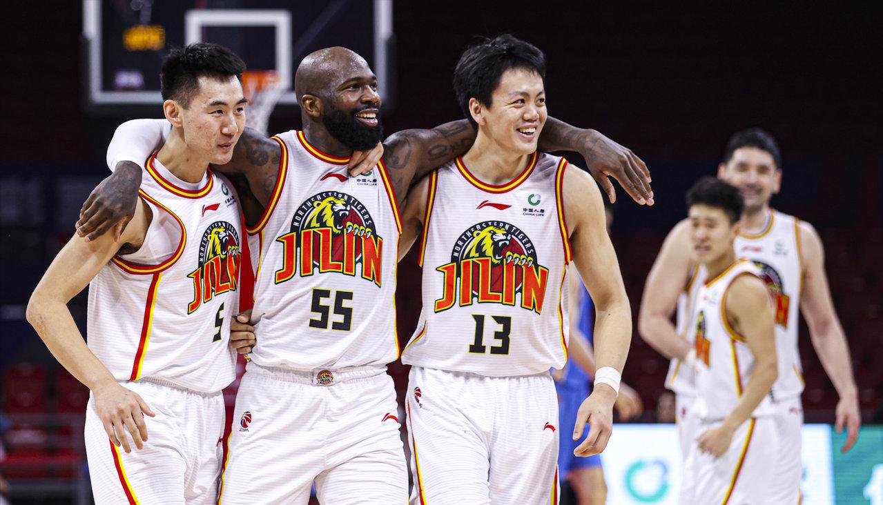 cba吉林绝杀北京姜伟泽回场了吗,cba吉林队姜伟泽三分