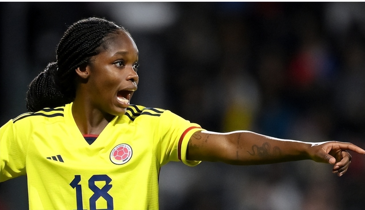 贝尔第一场比赛视频,贝尔伯克早年比赛视频