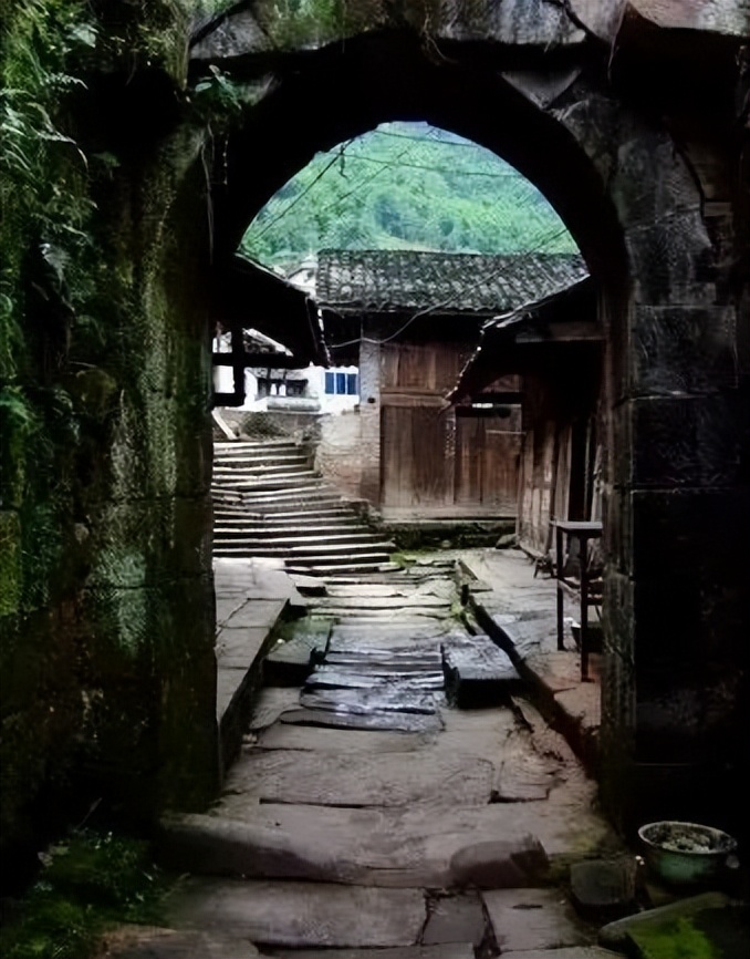 低调惊艳又神秘！乐山这座隐世古镇你肯定没去过！！