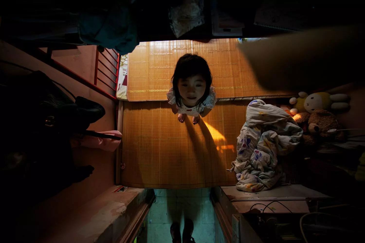 香港高房价下的蚁民，普通老百姓该何去何从