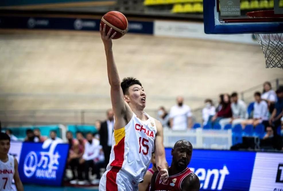 男篮周琦,周琦成为男篮支柱