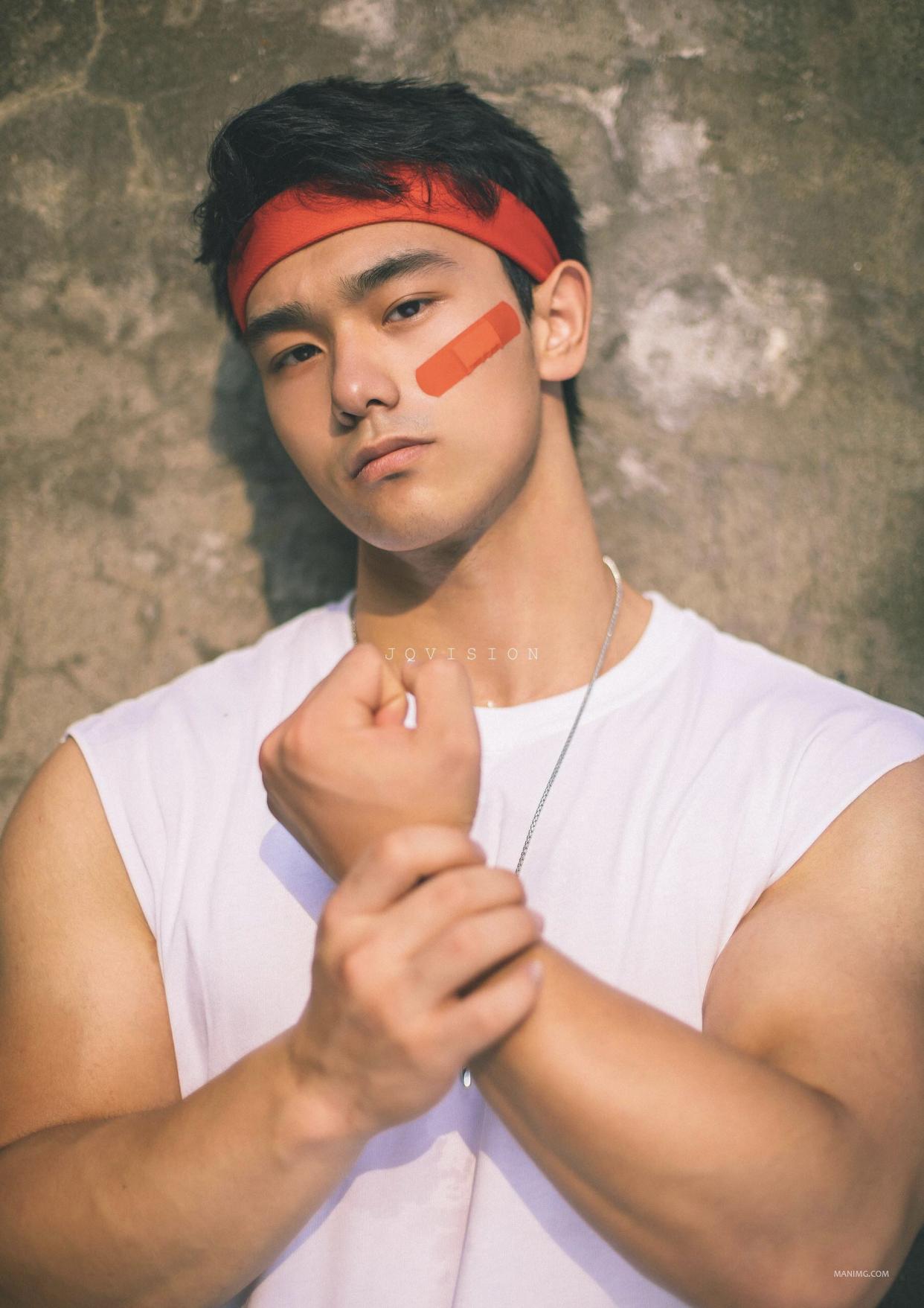 小励律曾浩然：肉球变型男