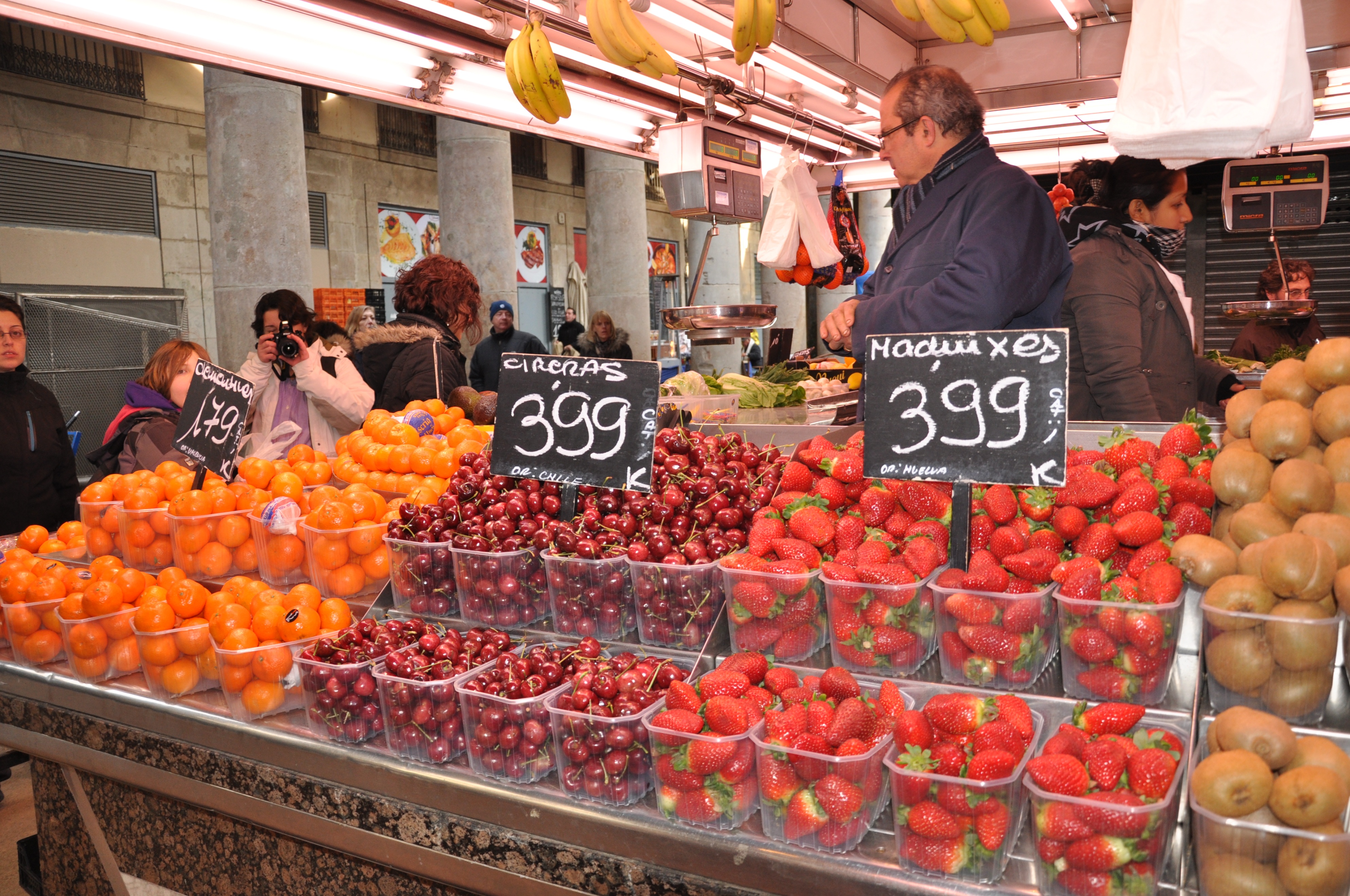 巴塞罗那高迪的作品,巴塞罗那建筑师高迪