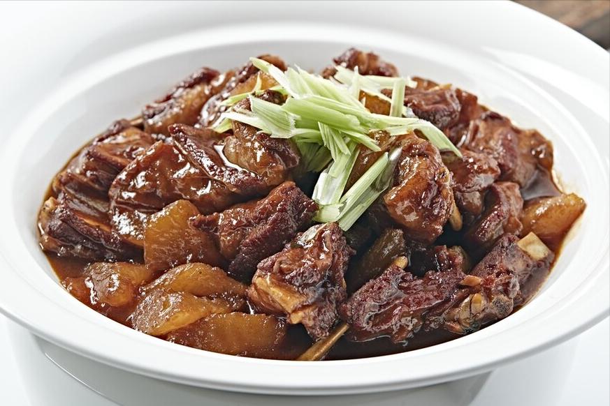 立春后少吃萝卜白菜多吃什么,立春吃什么韭菜豆芽