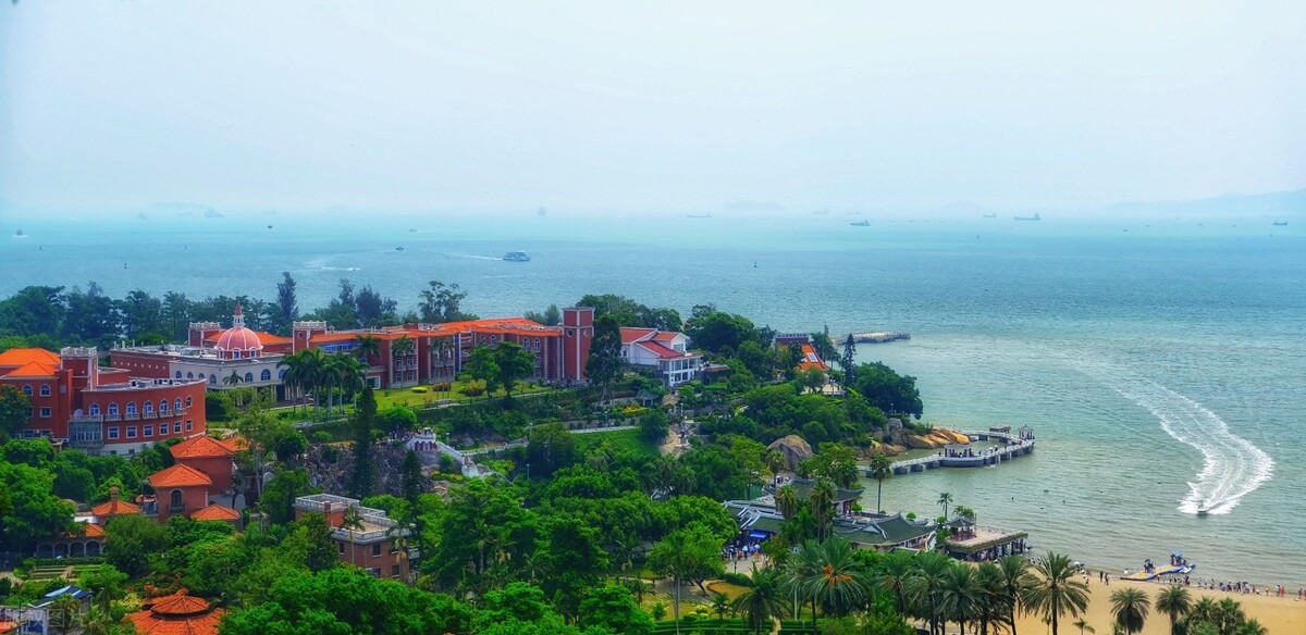 一定要和喜欢的人再去一次鼓浪屿 (这个夏天总要去趟鼓浪屿吧)