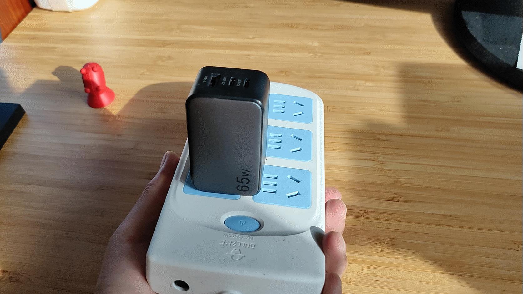 口红电源再进一步——体验绿联小口红充电器套装