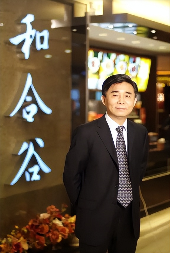 “让处女染上毒瘾战略”的恶俗营销，救不了江河日下的吉野家