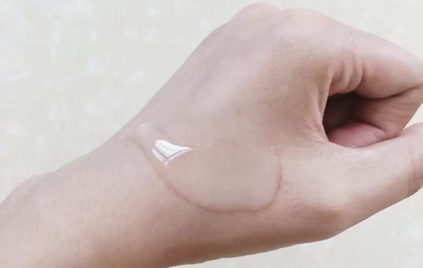 全脸美白提亮精华推荐,平价又好用的适合干皮的美白精华