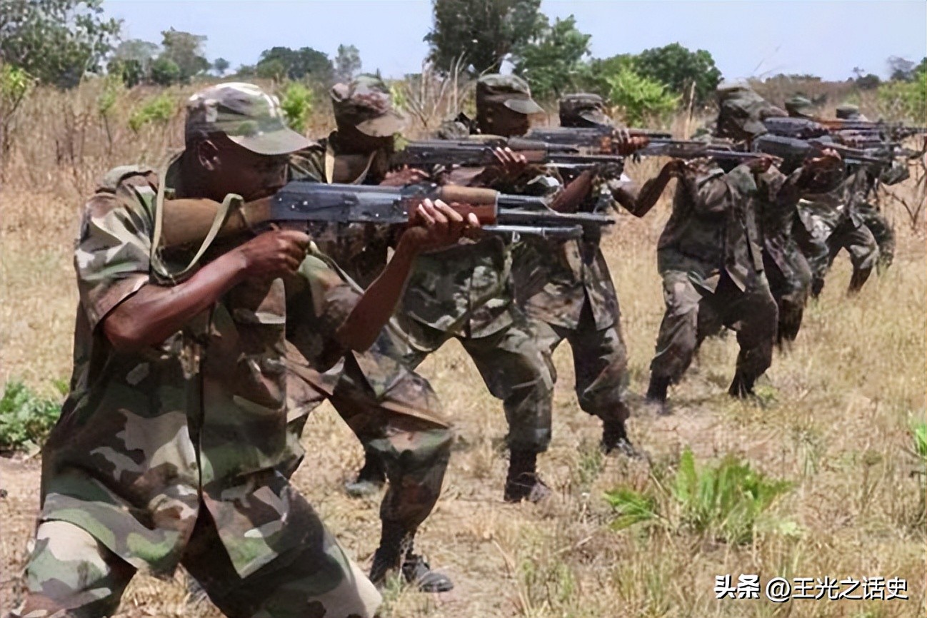 阿明正传：一个把乌干达变成人间地狱的“吃人恶魔”