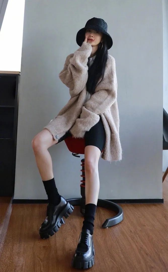 小个子穿什么鞋子更好看显得更高,显高显腿细的鞋推荐