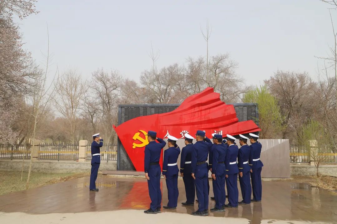 清明缅怀先烈爱国诗,清明缅怀先烈爱国诗词