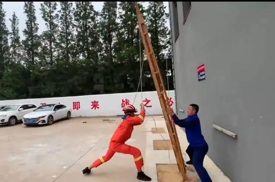 充电赋能续力出发|威海消防圆满完成2023年度政府专职*防队消**伍骨干培训工作