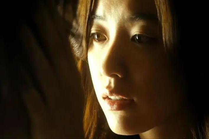 闊╁浗鐢靛奖涓殑榛戣。缇庡コ,闊╁浗鐢靛奖铔囪潕缇庝汉