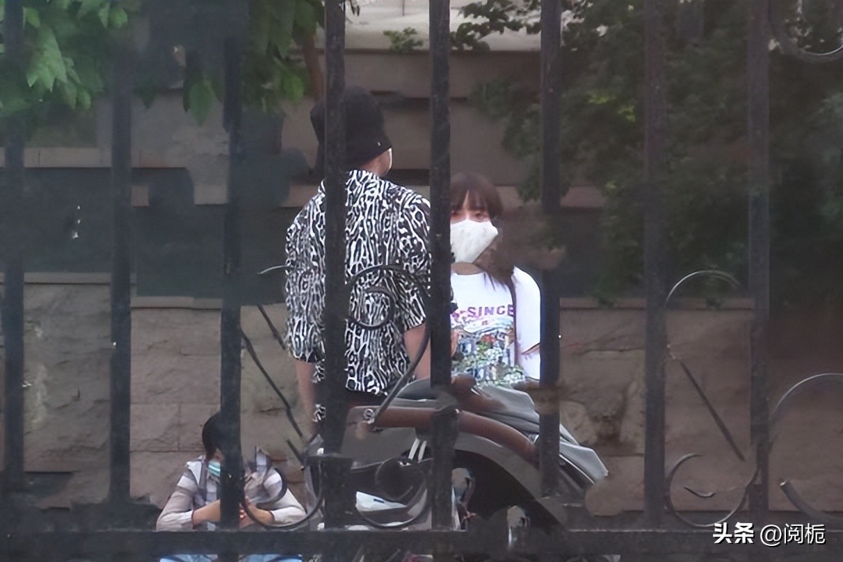 名和利，救不了贾乃亮