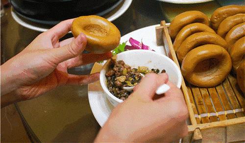 在家自制窝窝头吃着营养又放心,早餐窝窝头怎么做