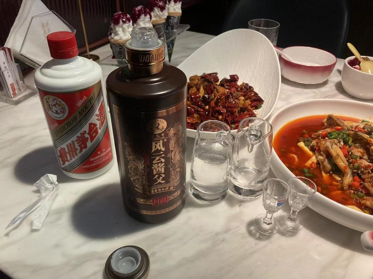 都说二锅头是清香好，可身为浓香的白牛二，为何却能创下百亿神话