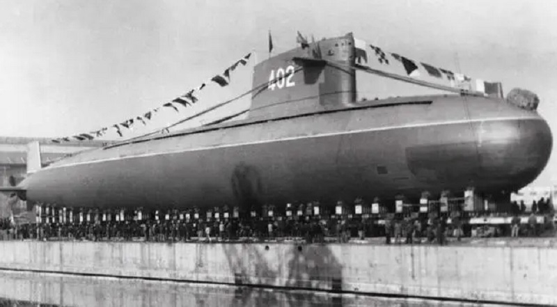 87年肖劲光看电视时大发雷霆，质问*华清刘**：谁说中国不准备建航母