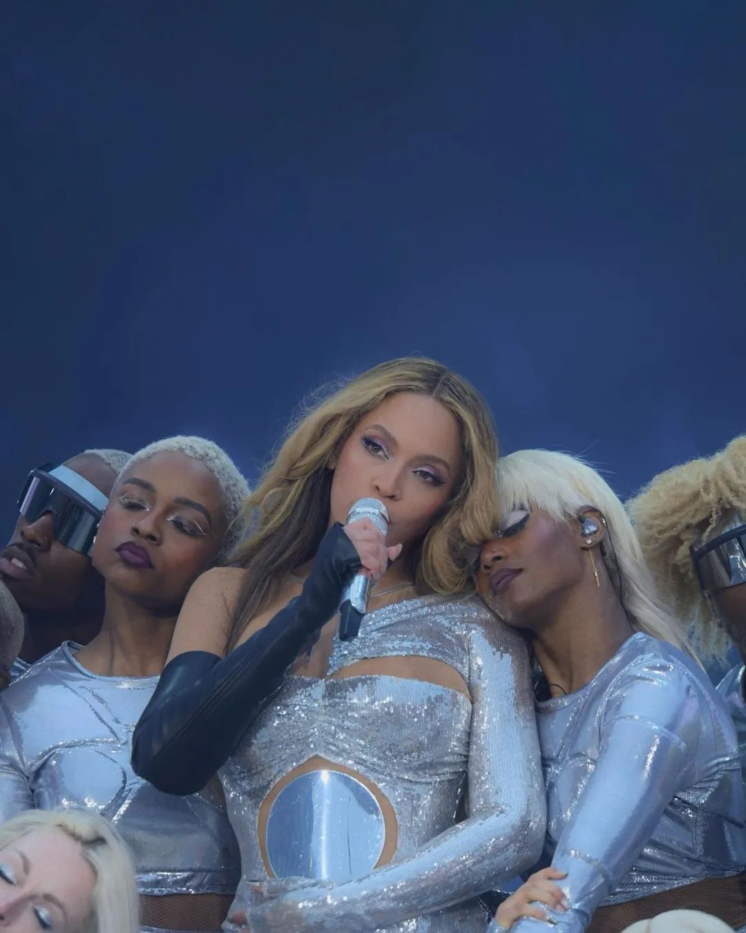 碧昂丝演唱会衣服,碧昂丝最新表演