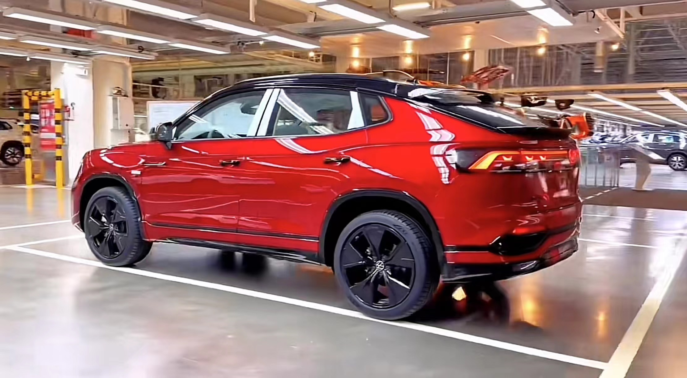 新车|选装888元，一汽-大众探岳家族黑光包价格曝光，外观黑化