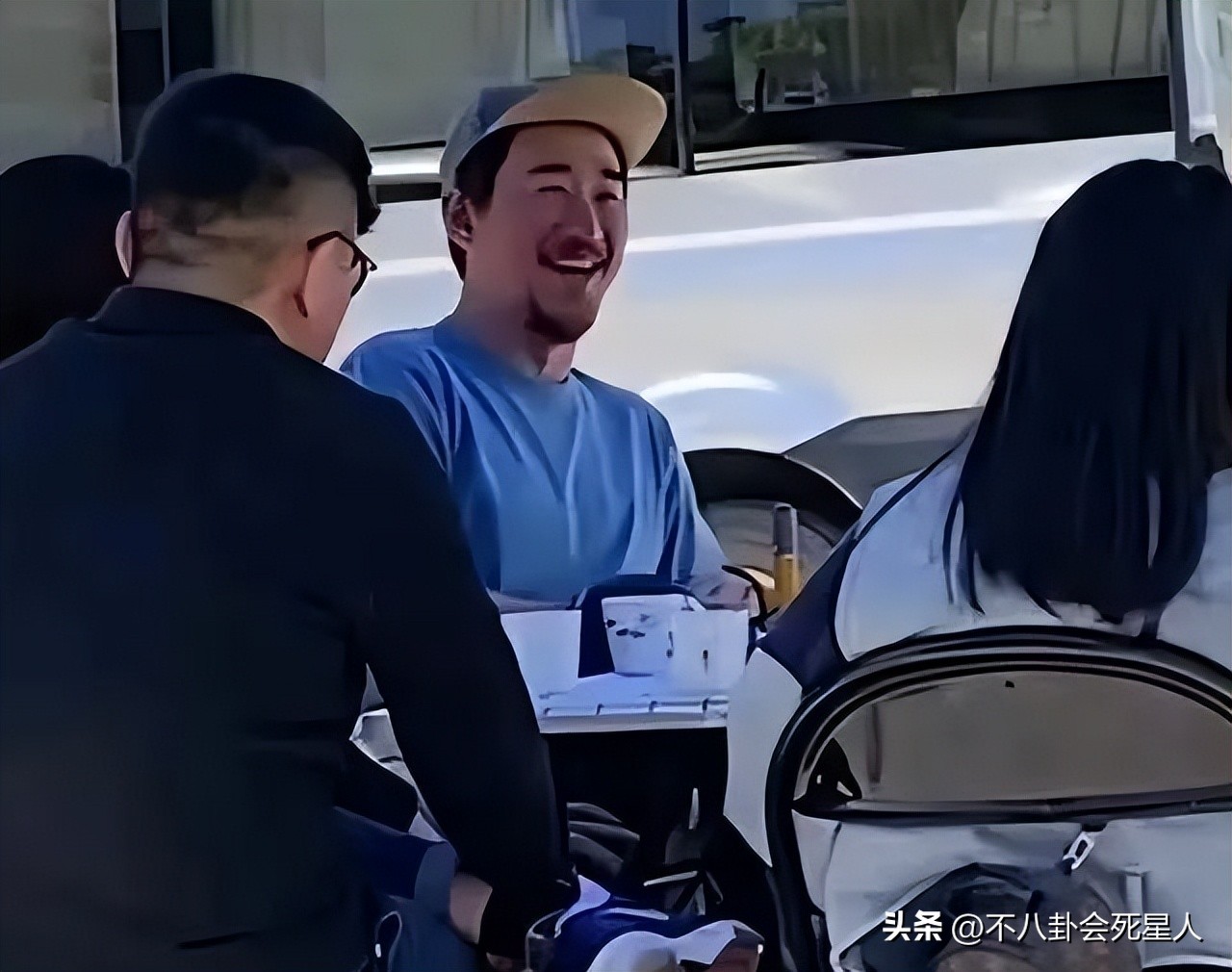 张默和房祖名被抓的时间,张默和房祖名关系好吗