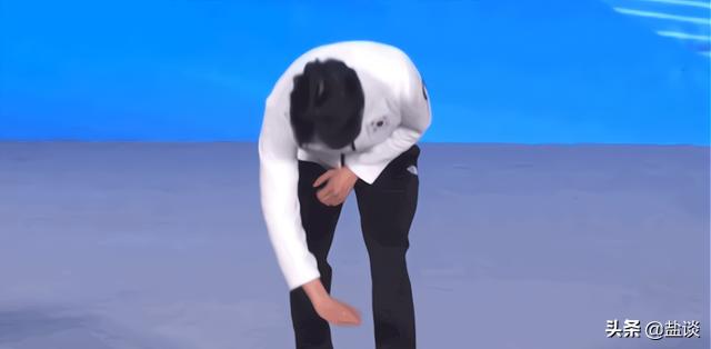 韩国选手擦拭领奖台有什么错,韩国选手领奖时擦拭颁奖台引争议