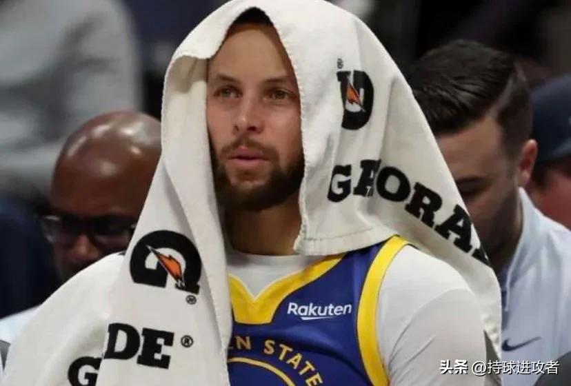 勇士打雷霆库里三分绝杀,勇士汤普森西部决赛投进11个三分