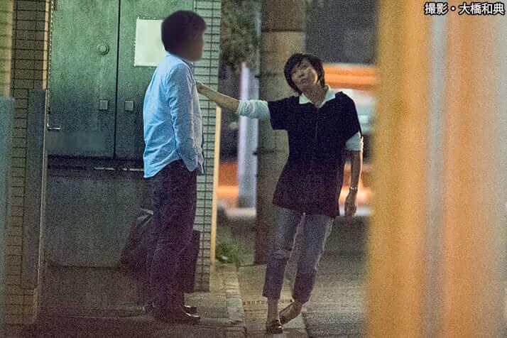 安倍遇刺身亡在场女保镖引热议,安倍妻子对安倍遇刺的反应