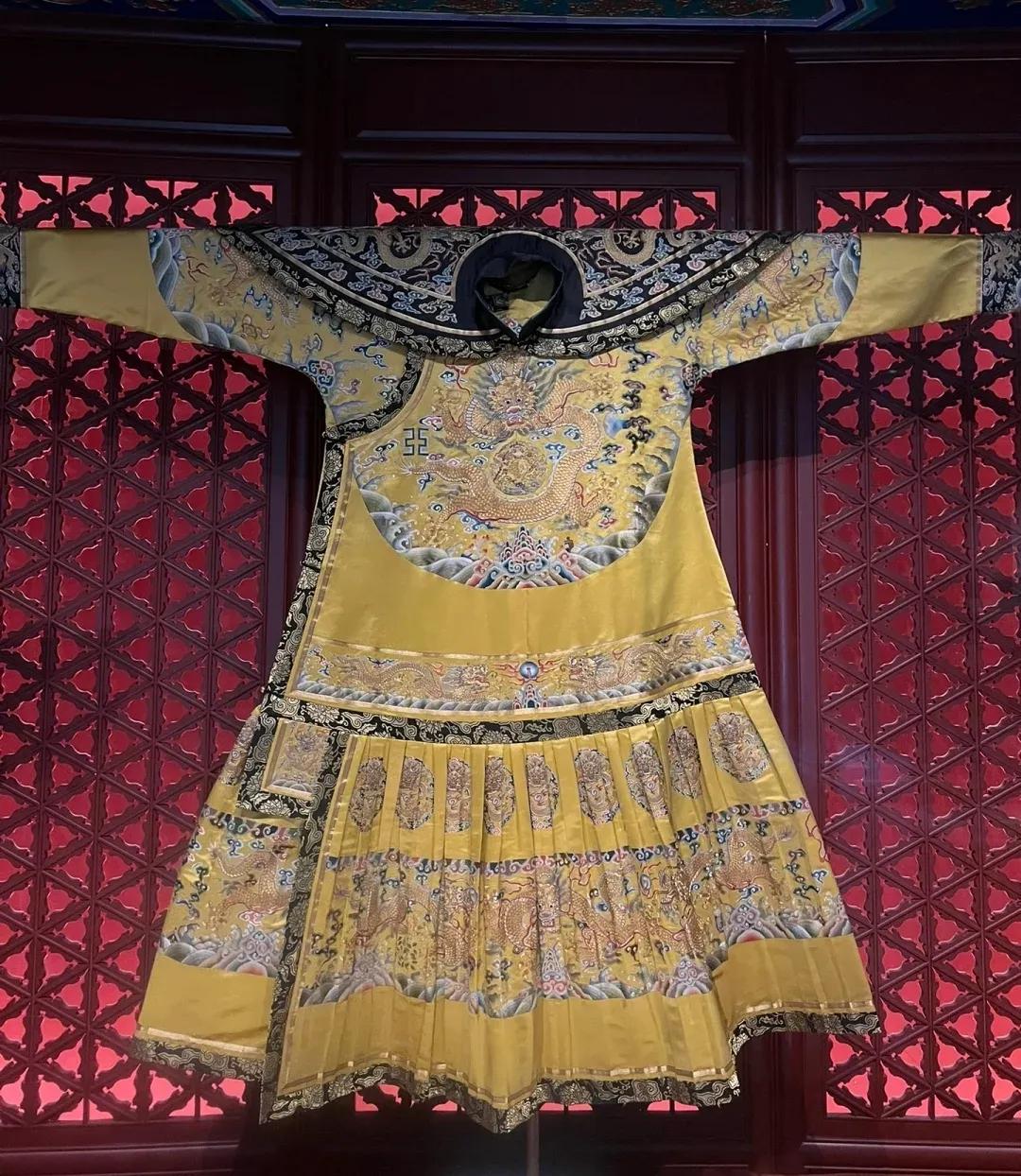 中国丝绸博物馆和中国之江博物馆,博物馆中国的服装