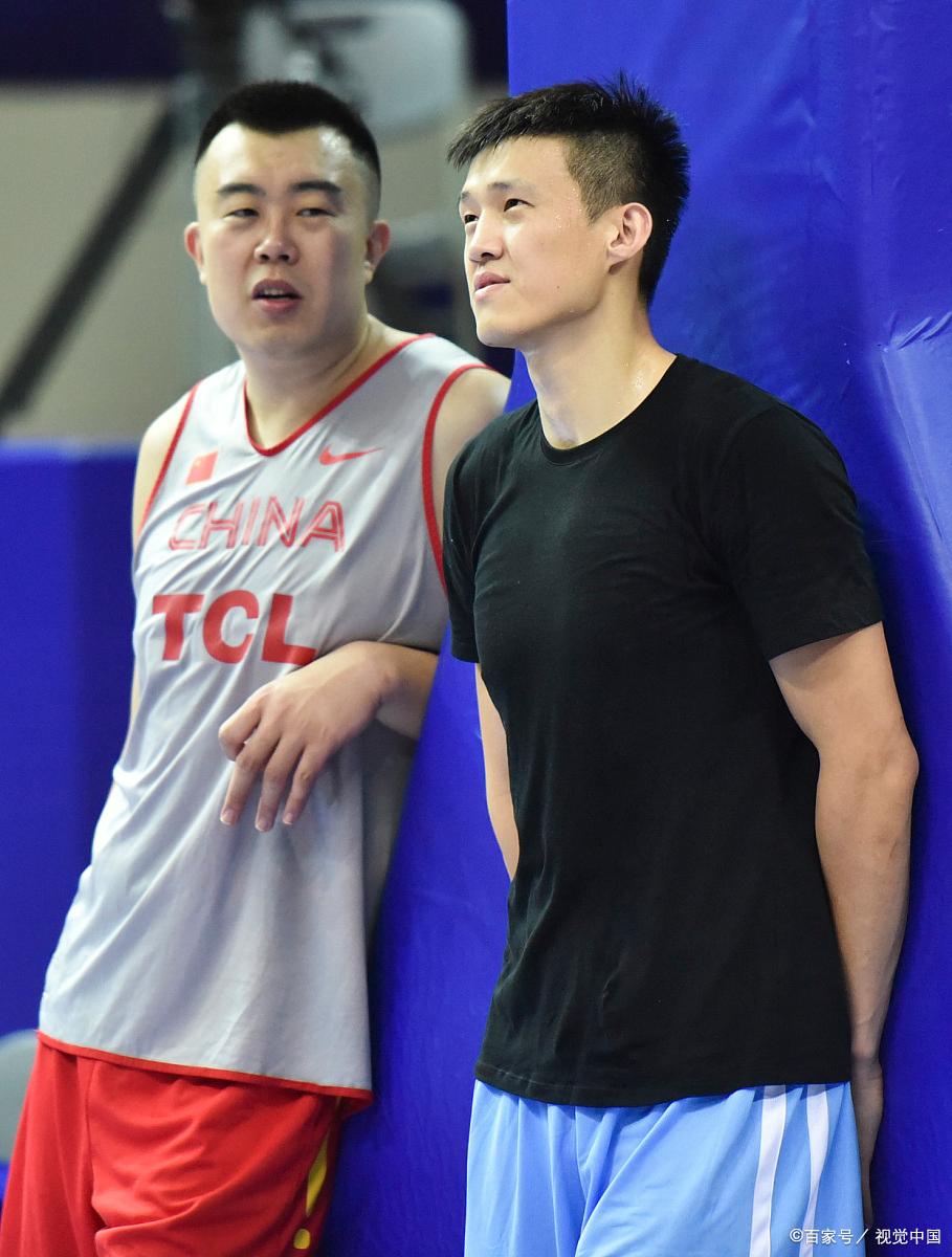 CBA季后赛前瞻:广东男篮整装待发,任骏飞缺席名单,赵睿要改变