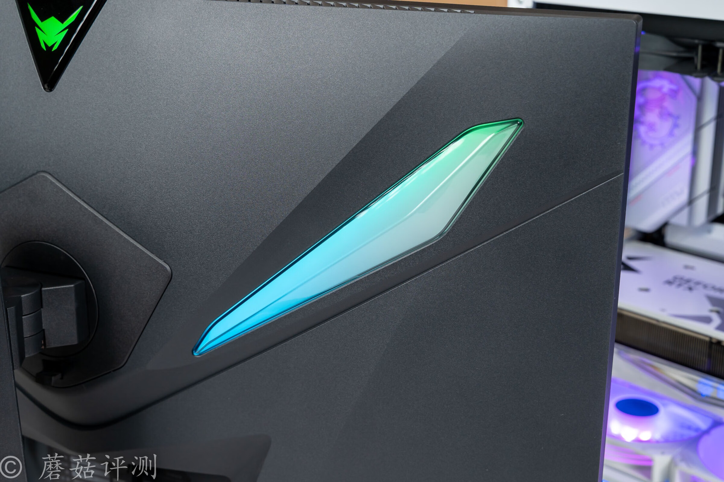 高性价比4K显示器，蚂蚁电竞27英寸NanoIPS4K160Hz显示器N27U评测