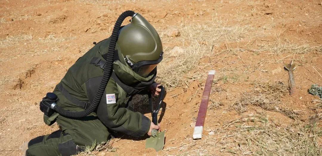 特警商场反恐演练,特警反恐单兵装备