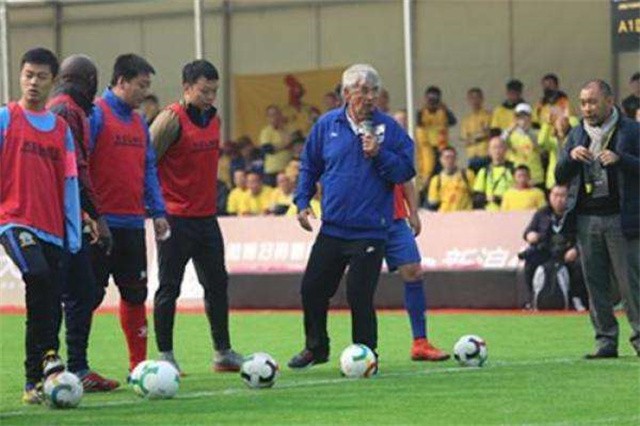 米卢夸赞中国足球神童,米卢评价中国足球