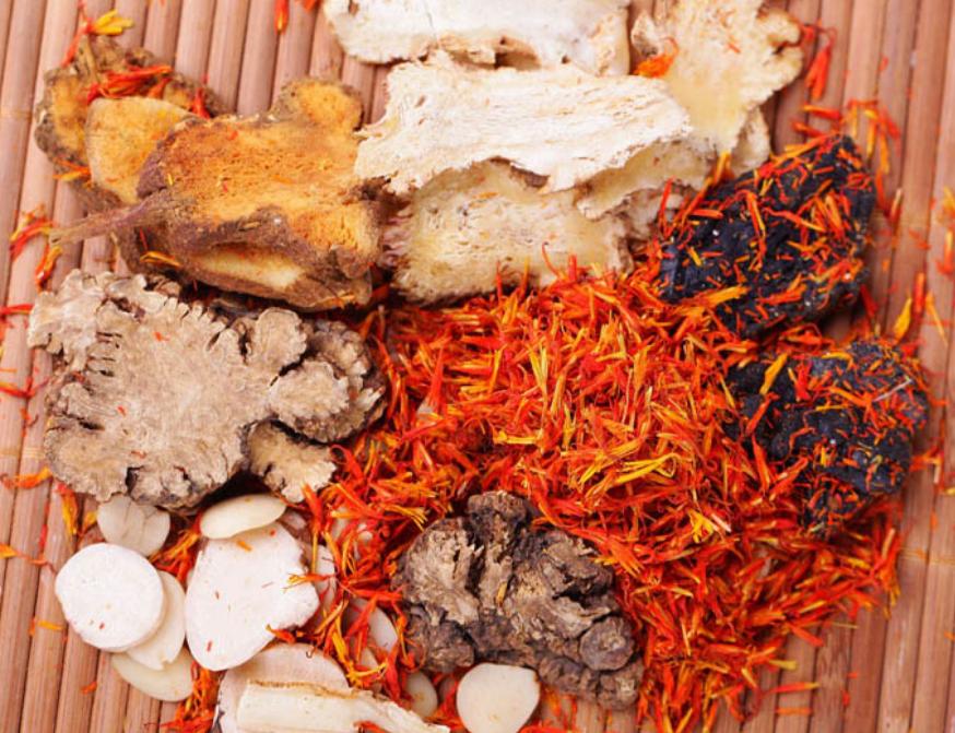 调理脸上蜡黄长斑食谱,青褐斑的中医调理