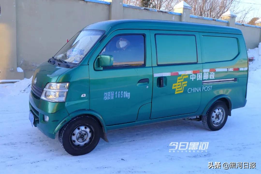 「实拍」黑河城区部分快递复工现场，邮政、京东和顺丰已派件