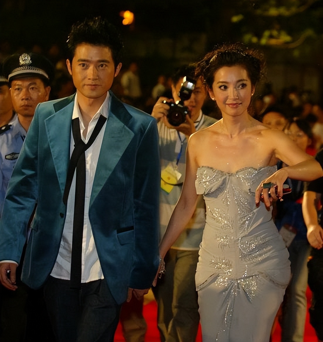 男明星之间的真挚友情,明星友情亲情爱情哪个更重要