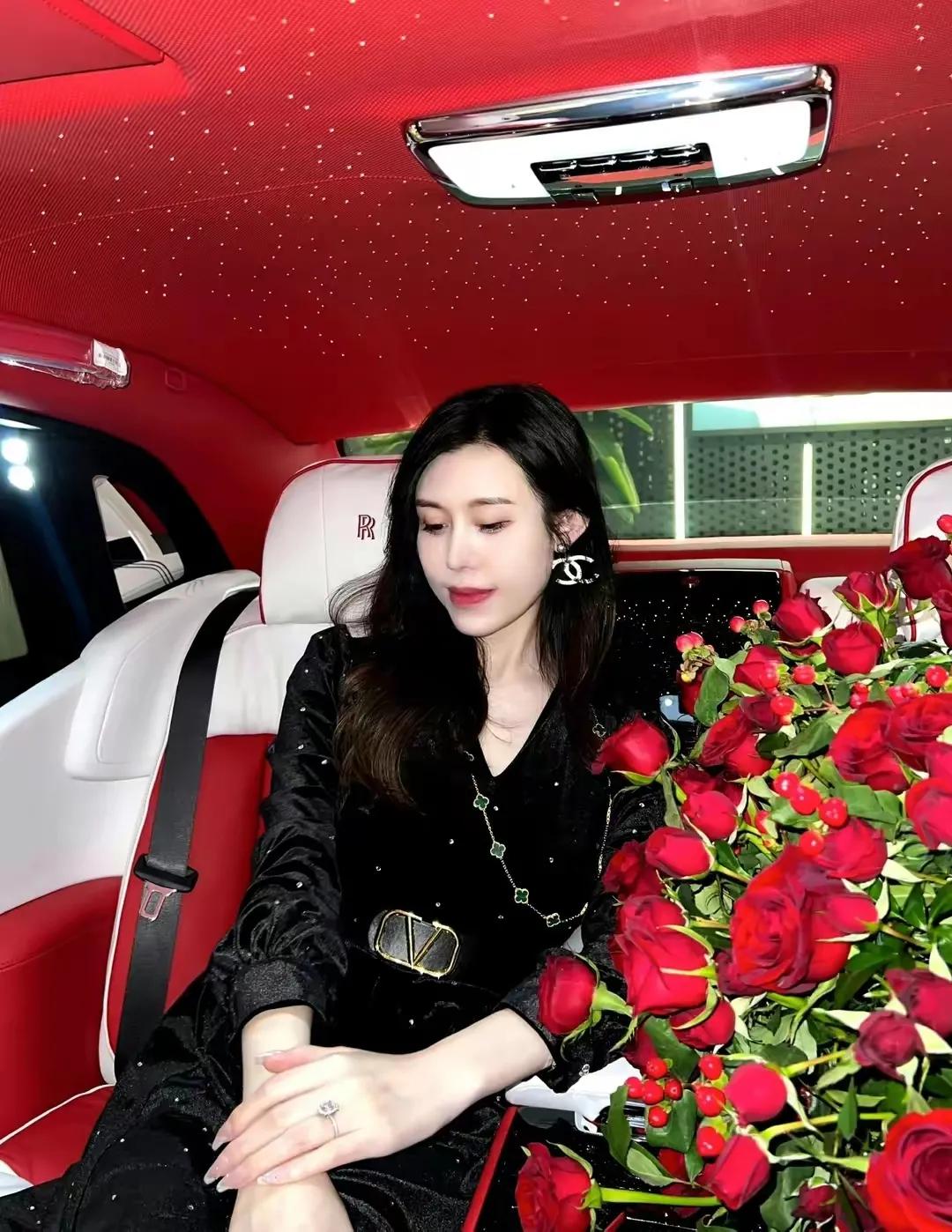 网红猫七七结婚,网红猫七七和小男友是真爱吗