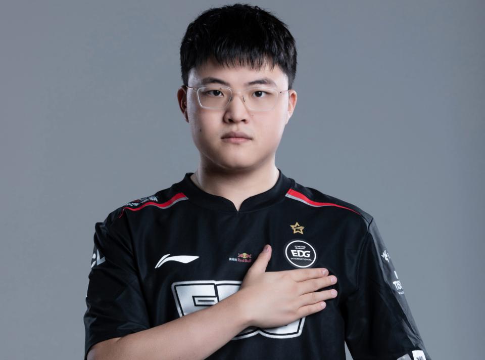 edg战胜iguzi赛后采访,edg对阵iguzi一打2