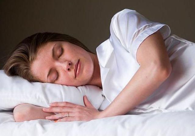 青岛大妈每天坚持踮脚,大妈坚持运动20年