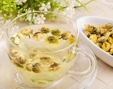 春季补气血养肝祛湿汤,春季养肝药膳养生汤