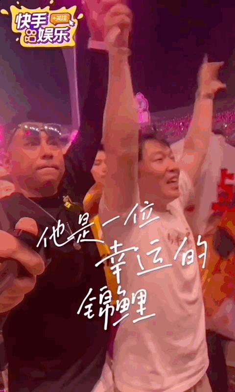 如何在周杰伦演唱会上成功点歌,周杰伦呼和浩特演唱会点歌环节