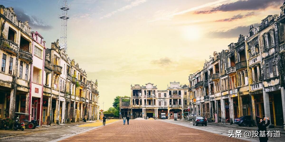 创业板指数创新高加仓还是减仓,创业板还要跌多久才能反弹