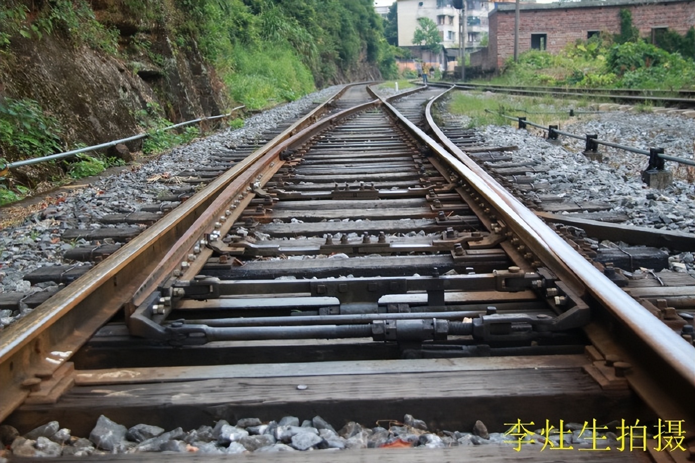 坪石梅田铁路,韶关乐昌市坪石镇火车站