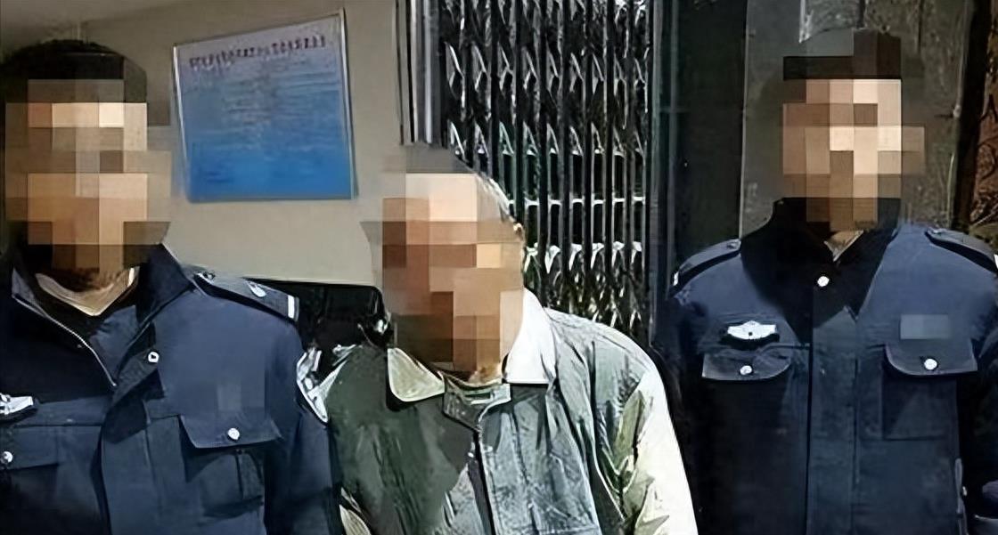 警察抓失足妇女的概率,嫖娼抓获男性女性如何处罚