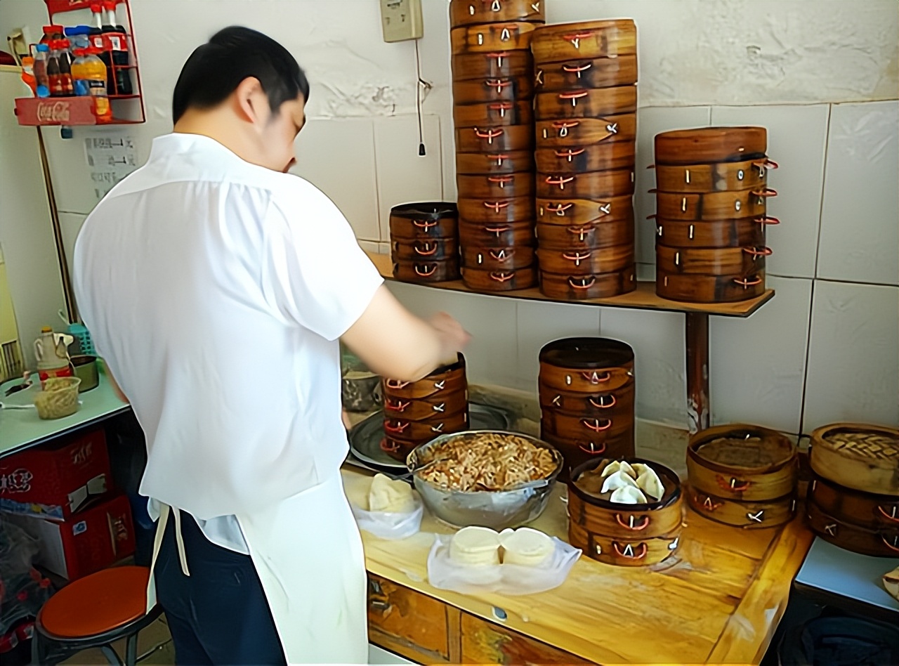 警惕市面上售卖的又白又大“铝包子”，吃了危害健康，如何辨别？