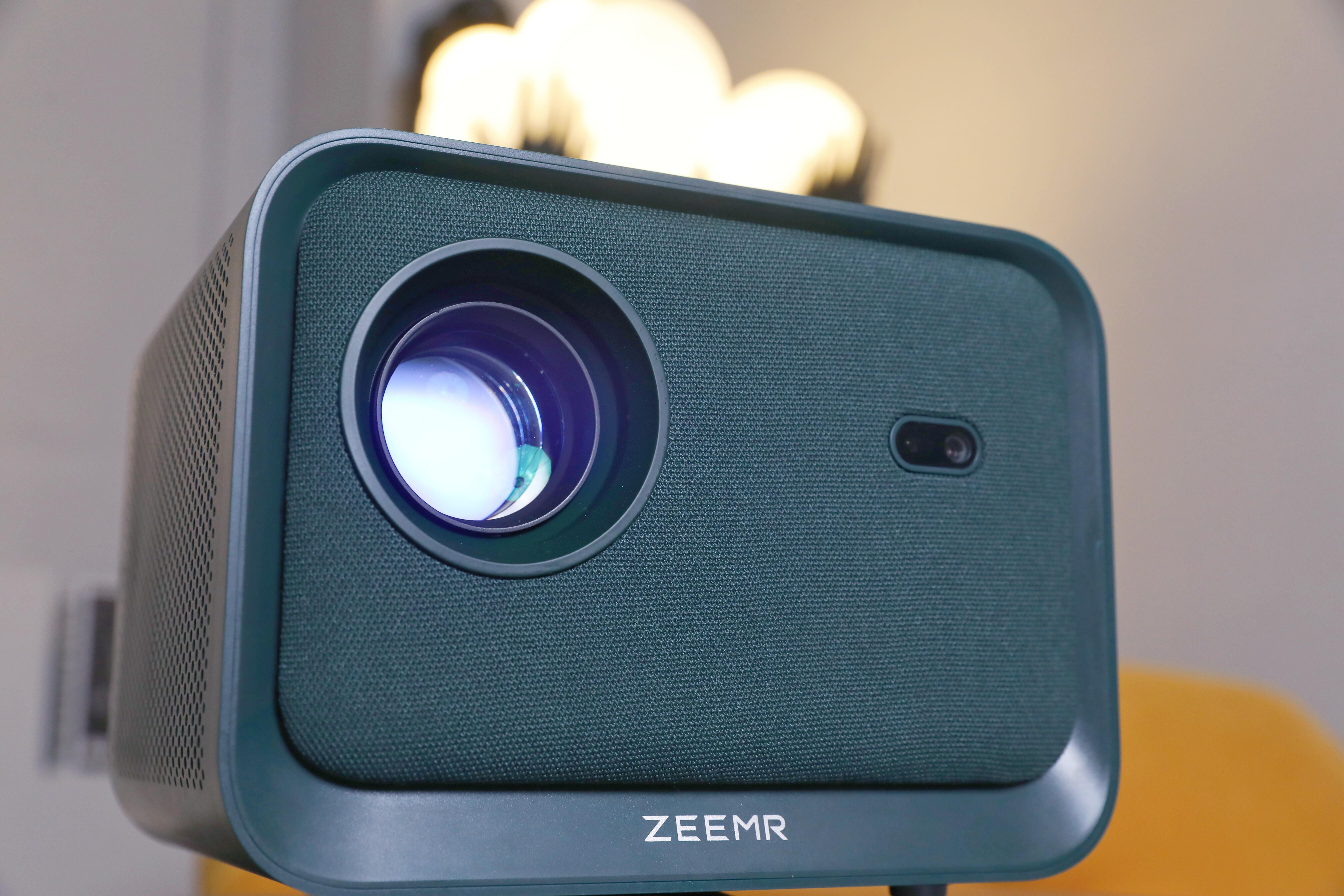 家用投影仪推荐知麻q1,投影仪家用推荐知麻m1