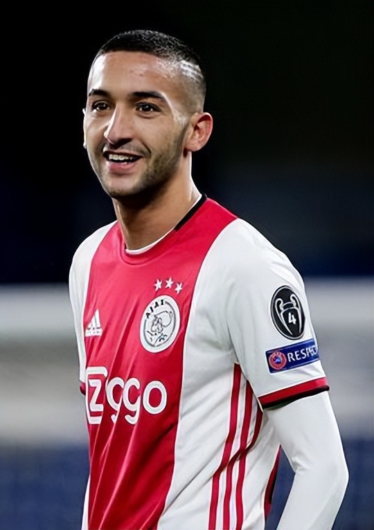 足坛加工厂哪家强，荷兰技校找贾府