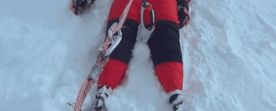 从截肢患癌到比肩姚明,还被吴京拍成电影,他是中国最牛的老头?