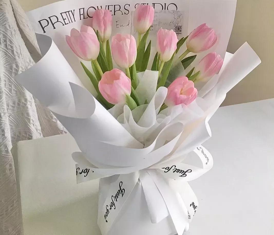 閮侀噾棣欒姳璇強瀵撴剰,閮侀噾棣欏拰鐜懓鑺辫