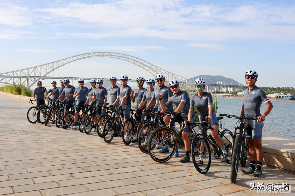 碳纤维公路车油压碟刹,公路碟刹碳纤维轮组推荐