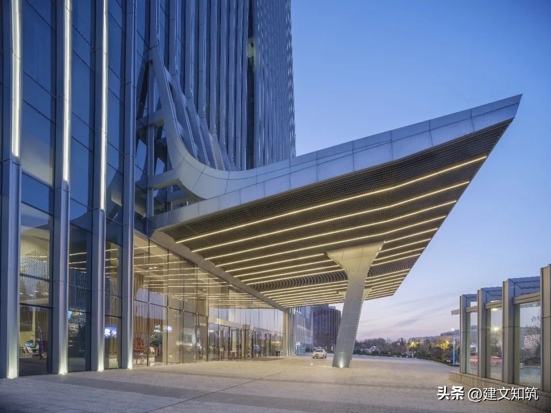 【荐筑】微变的平衡，山东黄金国际广场丨CCDI悉地国际